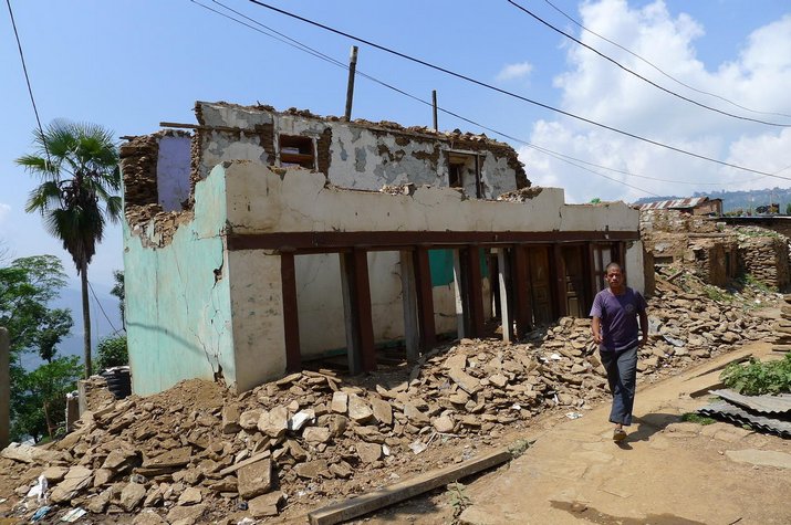 Earthquake Damage 27